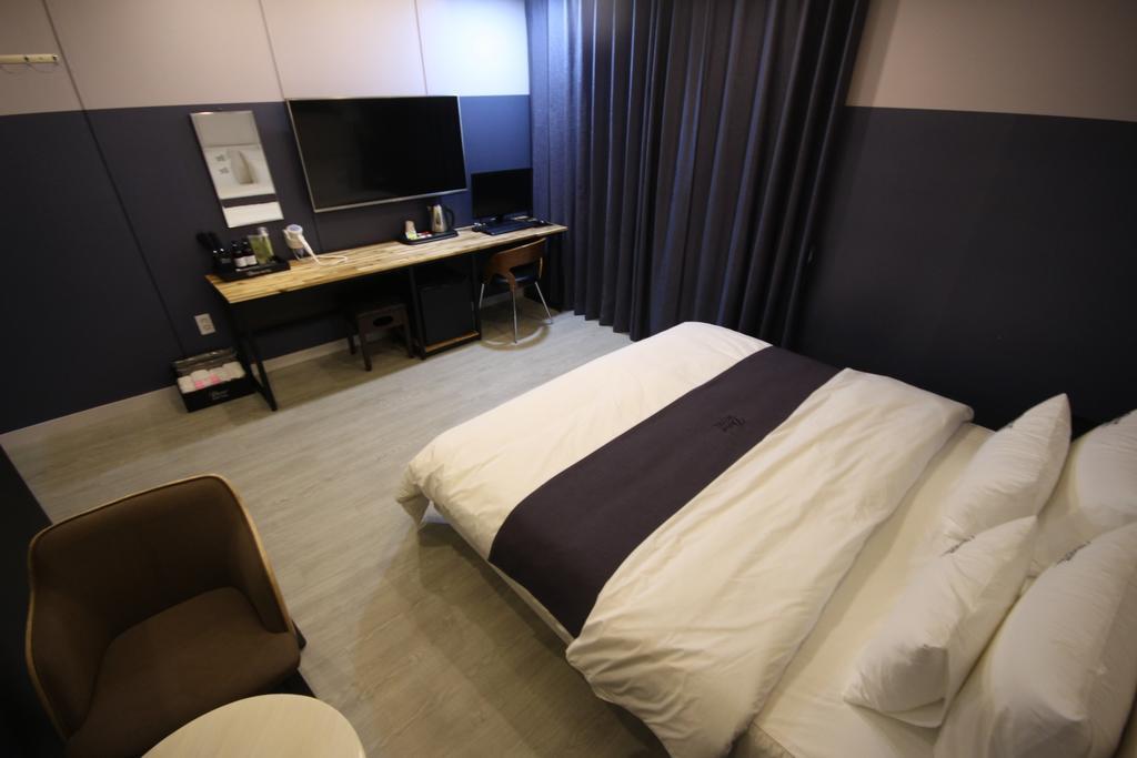 Dove Hotel Ilsan Ni Exteriör bild